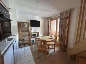 Duplex cosy 4/6 pers, proche télésiège et commerce, pkg couvert, casier à ski – Méribel - FR-1-180-554